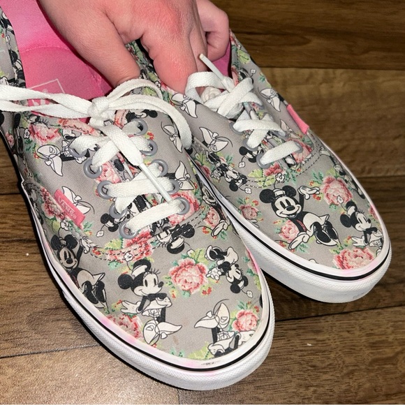 Vans Minnie Mouse Floral Sneakers - Picture 6 of 9